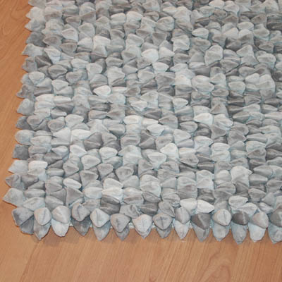 Dreamweavers Silver Grey Chamois Pebble Rug